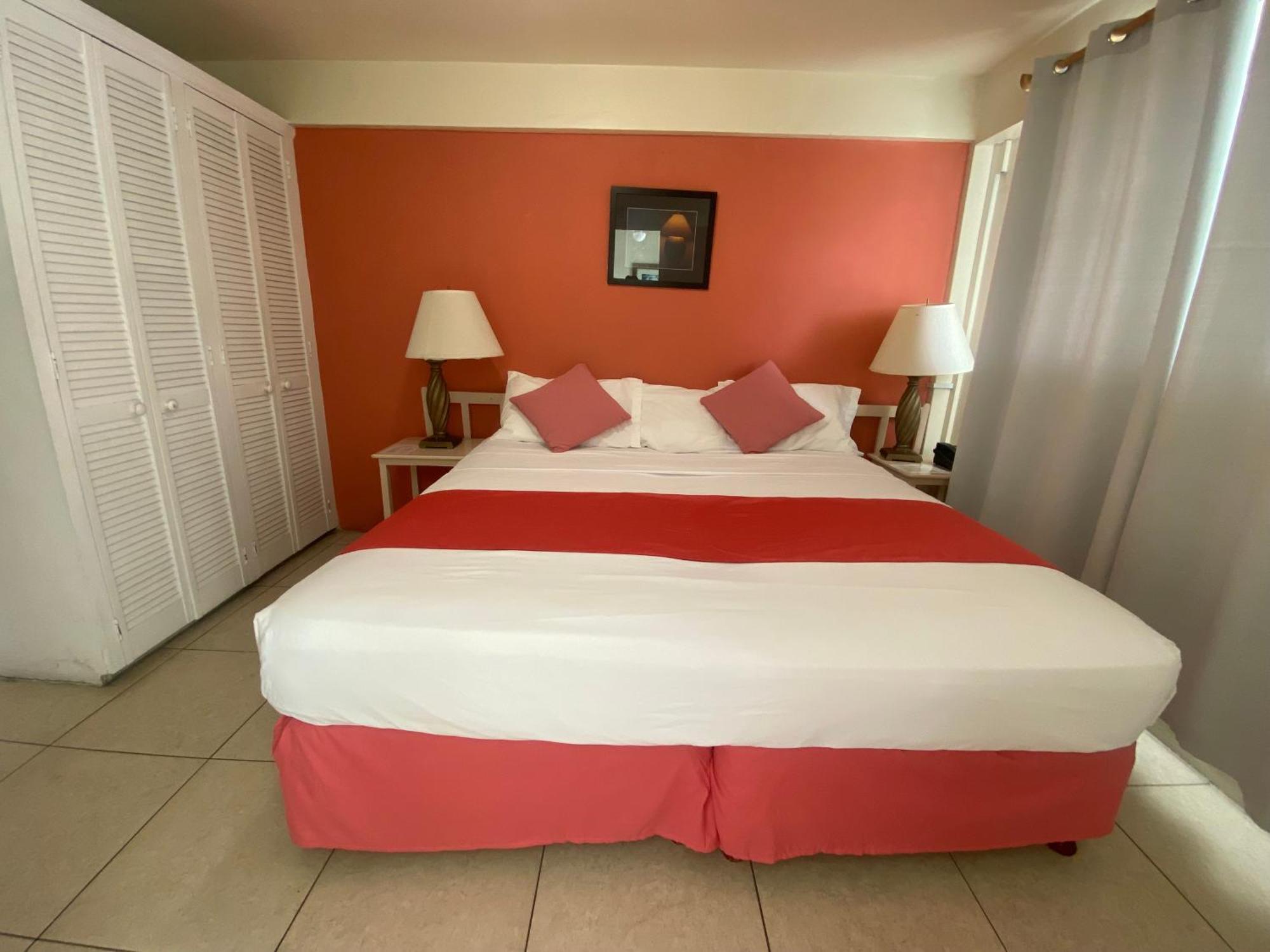 Melrose Beach Apartments Inc Bridgetown Szoba fotó